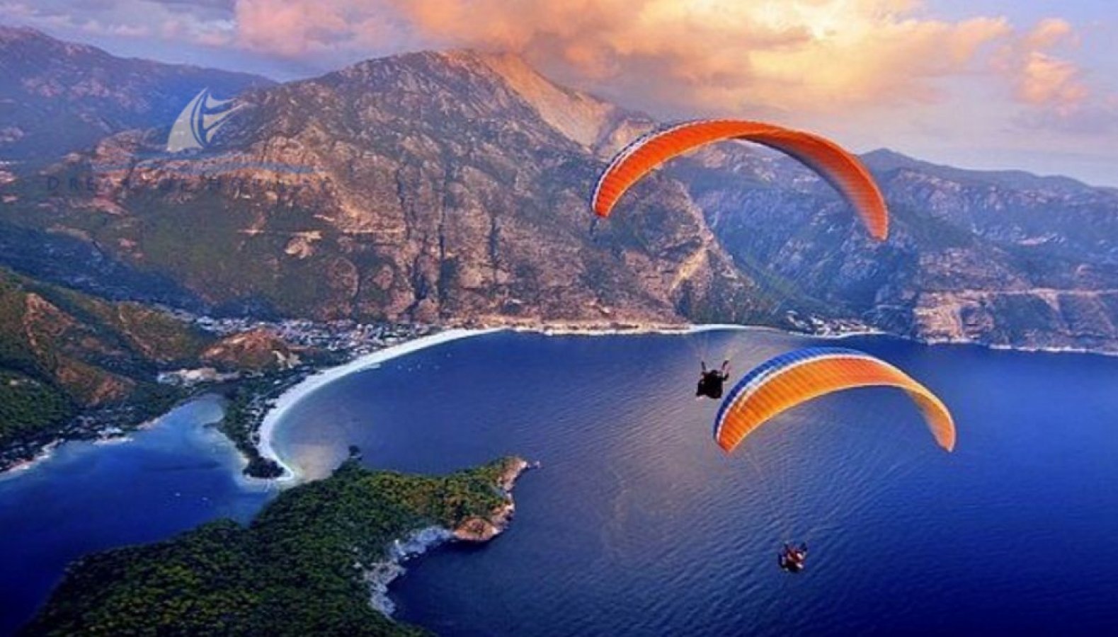 Paragliding 